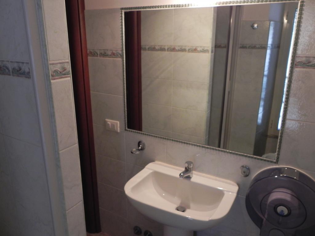 Meraviglia Rome Room photo